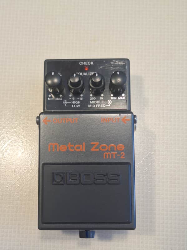 Boss MT-2 Metal Zone (Silver Label) 1991 - Present - Black image 1