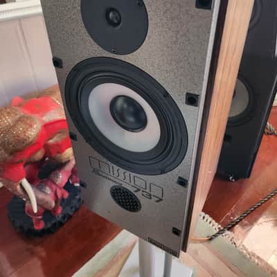 Mission 737r 1985 - Walnut with atacama stands and covers A1 condition & sound superb image 6
