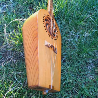 Georgian folk music instrument Panduri | String instrument Panduri | ფანდური | Fanduri image 4