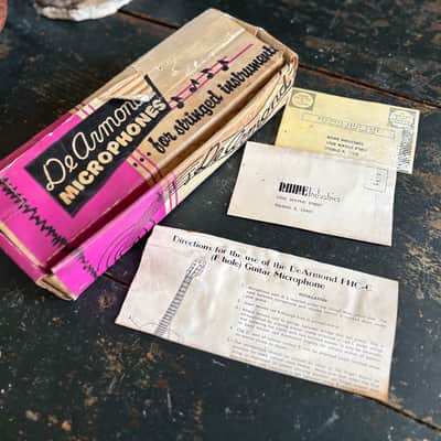 DeArmond FHC "Guitar Mike" 1960s - Chrome w/ Original Box image 3