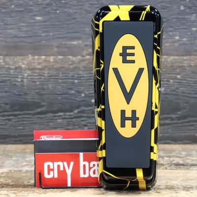 Dunlop EVH95 Cry Baby Eddie Van Halen Signature Wah Wah Guitar Effect Pedal image 9