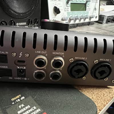 Universal Audio Apollo Twin X DUO Thunderbolt 3 Audio Interface 2019 - Present - Gray image 6