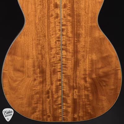 2025 - Bourgeois 00-12c Coupe Black Top - Italian Spruce & Sinker Mahogany image 5