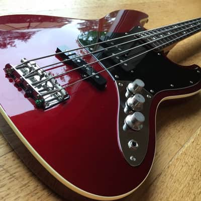 Fender Aerodyne Jazz Bass 2006-08 Old Candy Apple Red image 2