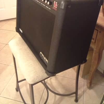 Crate GXT100 Dual Triode Combo Amp W/Preamp Tubes image 2