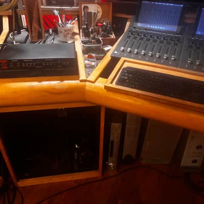 Sound Construction Sound Construction Desk - Maple 2000 - Maple image 6