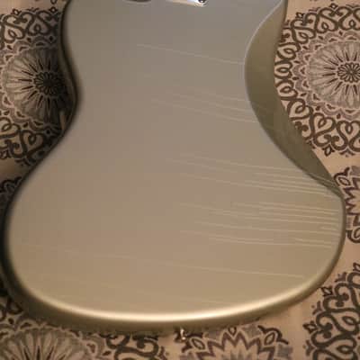 Fender American Vintage "Thin Skin" '65 Jazzmaster 2016 - 2018 - Inca Silver image 6