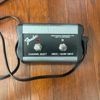Fender Hot Rod Deluxe IV 3-Channel 40-Watt 1x12" Guitar Combo 2018 - Present - Black image 5