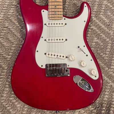 Fender American Deluxe Stratocaster with Maple Fretboard 1999 - 2001 - Crimson Transparent image 1