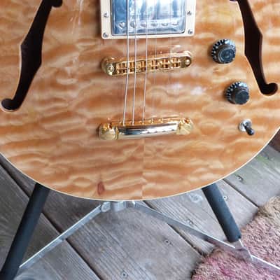 Hamer Newport quilt  vintage amber image 9