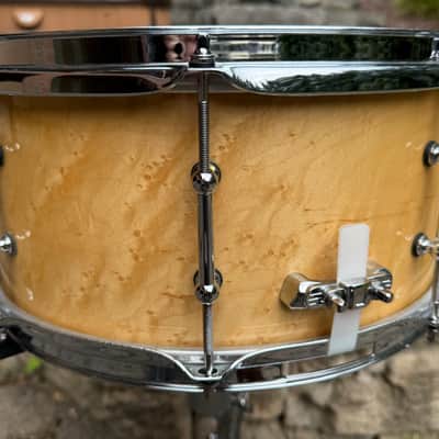 Ludwig LS403CAN150 Canada 150th Anniversary Edition 1867-2017 6.5x14 Birdseye Maple 10 PLY Classic Maple - Gloss Lacquer Snare Drum MINT image 17