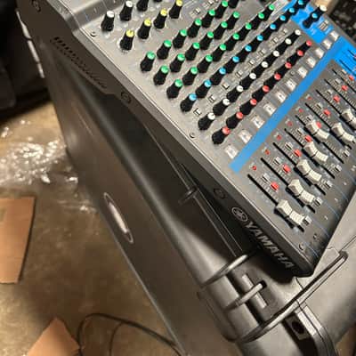 Yamaha MG12XU 12-Channel Analog Mixer 2016 - Present - Black image 6