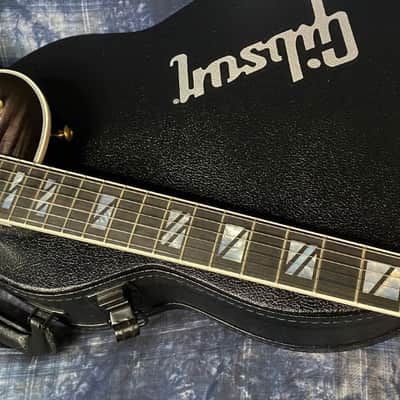Gibson Les Paul Supreme 2024 - Translucent Ebony Burst image 4