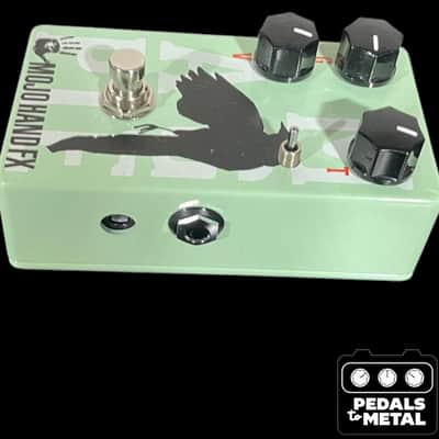 Mojo Hand FX Magpie V1 with Box - Soft Green - X17342 image 5