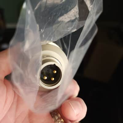 Neumann TLM 102 Studio Set with Shockmount 2013 - Present - Nickel image 4