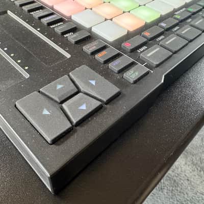 Akai APC64 MIDI Controller 2023 - Present - Black imagen 4