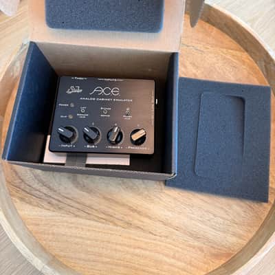 Suhr A.C.E. Analog Cabinet Emulator 2010s - Black image 4