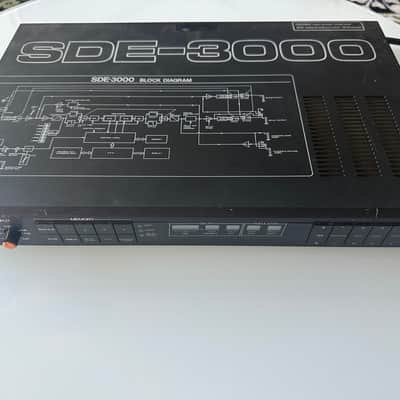Roland SDE-3000 Digital Delay 1983 - 1994 Black image 10