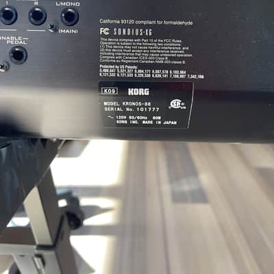 Korg Kronos X 88 music workstation  2014 Black image 2