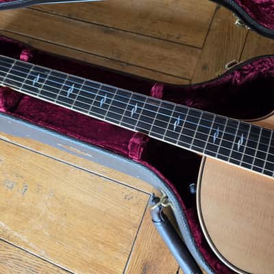 Taylor 814ce-N Acoustic/Electric Nylon String Guitar image 5