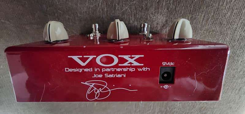 Vox Satchurator