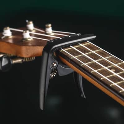 Ukulele Capo 2Pack with 10 felt picks for Soprano, Concert, Tenor, Baritone Ukulele image 4