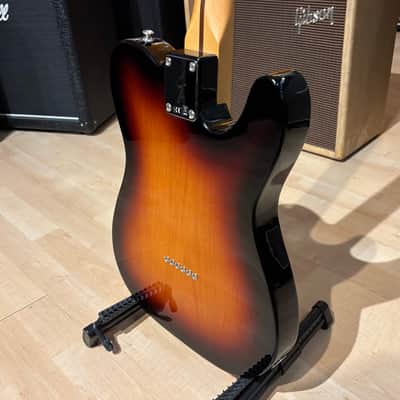 Fender -  LEFTY Player Telecaster (Maple- 3TSB) w/ Fender Tweed HD Case (2018)- USED image 5