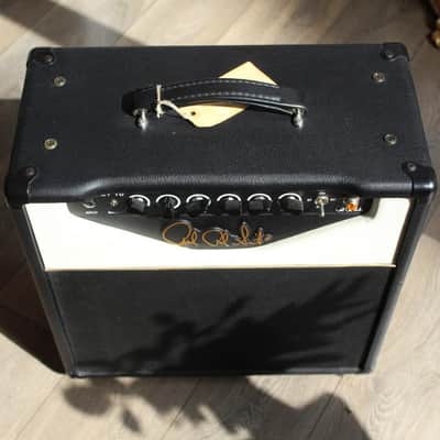 PRS Sweet 16 16-Watt 1x12" Guitar Combo White Front image 1