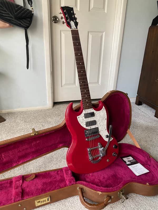 Gibson SG Deluxe 1998, Bigsby image 1