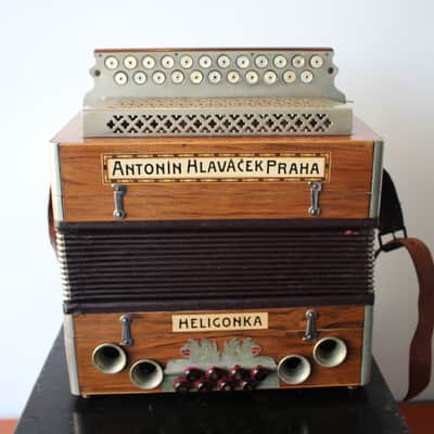 Rare 1920's Antonín Hlaváček Praha Heligonka Button Accordion image 3