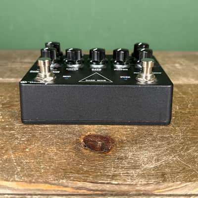 Keeley Dark Side Workstation V2 with Effect Order Switch 2016 - Present - Black image 6