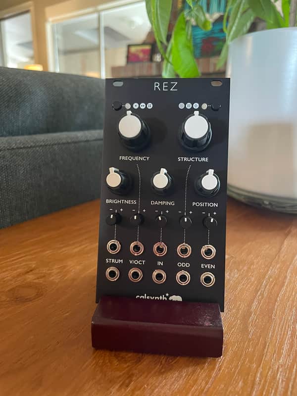 Calsynth Rez (Mutable Instruments Rings clone) image 1