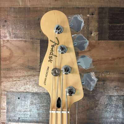 Fender Player Precision Bass LEFTY Black with Maple Fretboard, Free Ship, 433 image 10