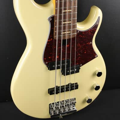 Yamaha BBP35II VW Vintage White 5 String w/case Demo image 1