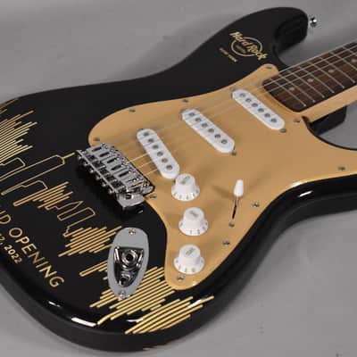 2022 Squier Affinity Series Stratocaster x Hard Rock Cafe NYC W/OHSC image 9