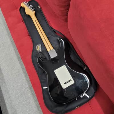 Fender "Squier Series" Standard Strat MIM with Bag 1994 - Black image 11