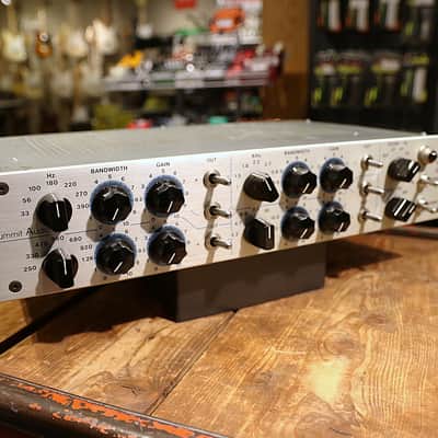 Summit Audio EQF-100 Full Range Equalizer 2000s - Silver image 2