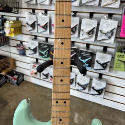 Fender Player Stratocaster - Surf Green image 3