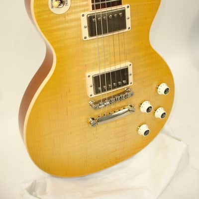 2017 Gibson Les Paul Traditional Electric Guitar, Maple w/ Case image 3
