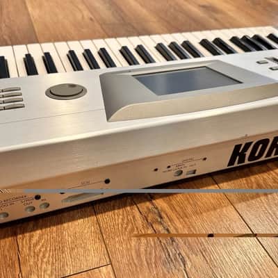 Korg Trinity V3, 61 Keys With MOSS, and TRI-PBS Sampling Board, M, C, D Banks image 6