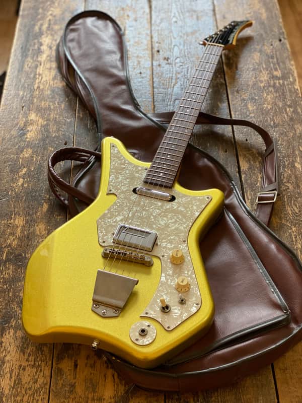 FujiGen PP3-950 Japan Only Shonen Knife Signature Model. Japanese