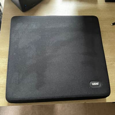 Native Instruments Maschine MK3 - Excellent Condition + Hardshell Case image 3