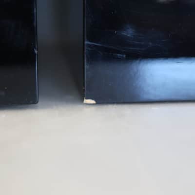 Bowers & Wilkins 705 S2 Gloss Black Bookshelf Speaker Pair image 10