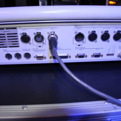 ETC Expression 3 2010's -Electronic Theatre Controls lighting console image 4