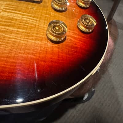 Gibson Les Paul Standard '60s 2020 - Present - Triburst image 8