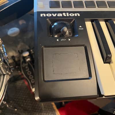 Novation ReMOTE 25 SL MKII MIDI Controller 2008 - Gray image 2