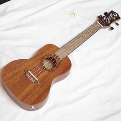 LUNA Vintage Mahogany Concert Electric UKULELE new - built in tuner image 1