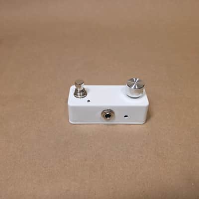 BIG EAR Pedals Betty White Fuzz 2019 - Present - Betty White image 3