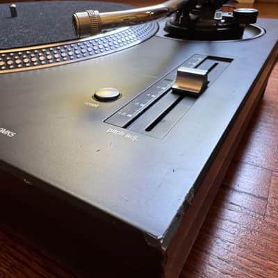 Technics SL- 1210 MK5 (with flight case) Bild 4