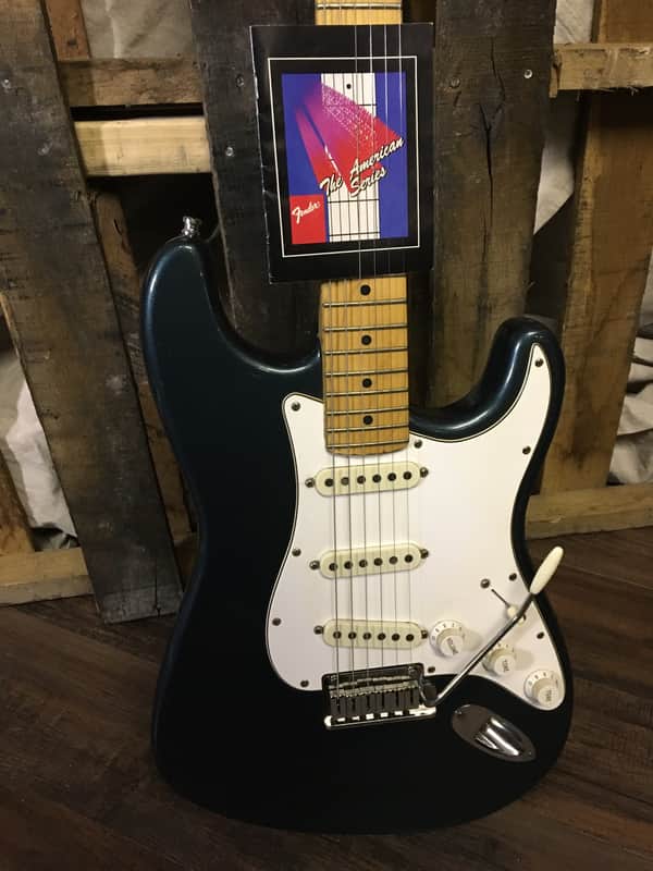 Fender Stratocaster USA ブラック　Eシリアル Fender Stratocaster E Serial Number Strat MADE IN USA | Reverb